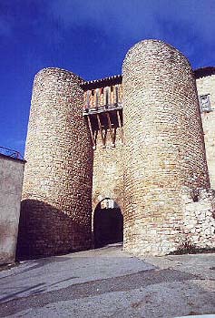 Puerta amurallada de Pe&ntilde;acerrada